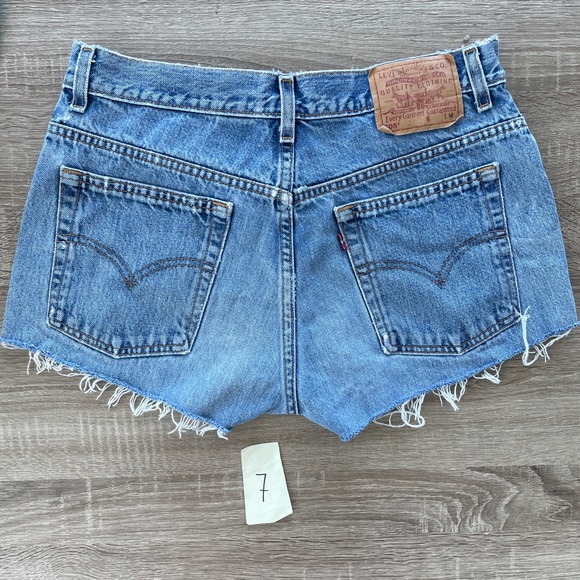 Vintage Levi's 505 high waist denim cutoff shorts - Picture 6 of 11